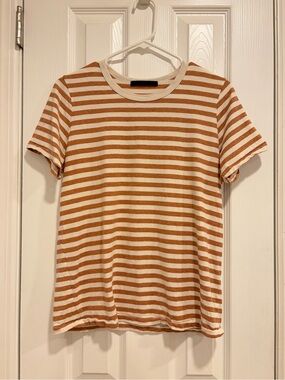 Jenni Kayne Basic Cream and Muted Orange Striped Tee Shirt Size Small